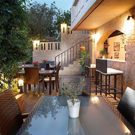 Aparthotel Sun Nicolas Kato Daratso